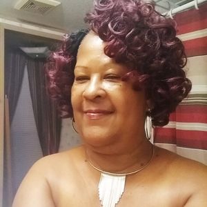 Meet your Posher, Joyce